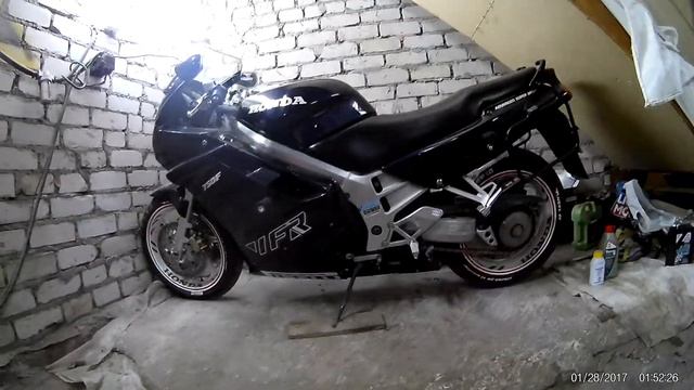 HONDA VFR 750 f обзор ч.3 "РР"заочная 2 доработка смотреть онлайн