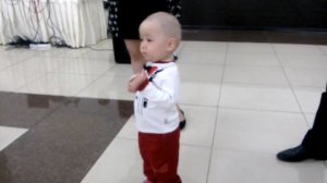 Улетный танец годовалого малыша!