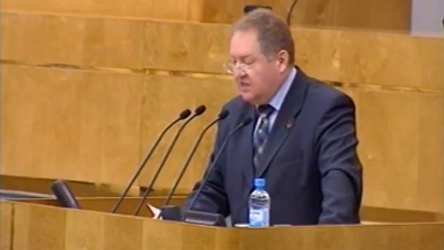 У красивых слов власти - история неоправданных надежд смотреть онлайн