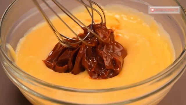 The only one dessert that I’m slicing it directly in the tray - using only one egg! смотреть онлайн