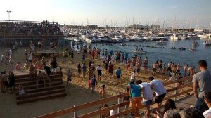 Быки атакуют людей (Испания)