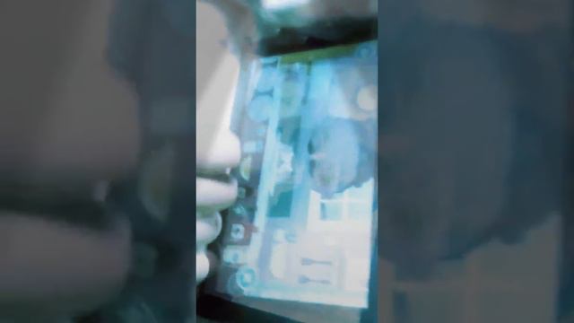 Моя младшая сестра играет в игру Лиза Лиза умная девочка молодец Завтра я буду на выпускном  и наве