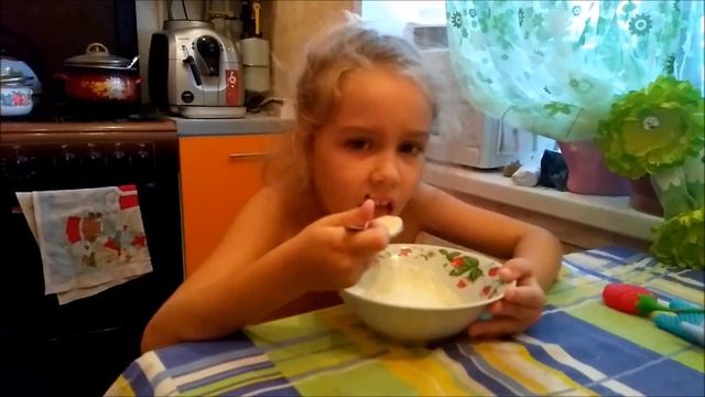 МАННАЯ КАША и как ее надо есть!!! Тарелка за минуту!!!