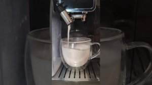 Приготування капучінно! DELONGHI Dinamica Plus ECAM370.70.B