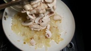 Самая Нежная Куриная Печень с  Жареными Грибами в Сметане,это Вкусно,#готовимдома.пп