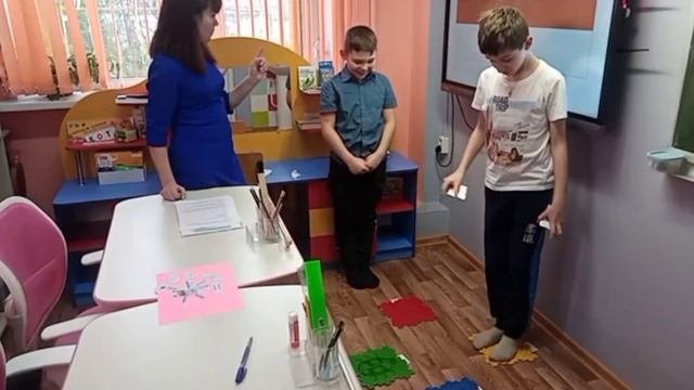 Тренировочные упражнения для закрепления навыка суффиксального словообразования.