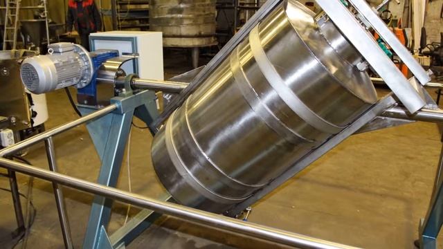 Смеситель Пьяная Бочка - СМУ-ПБ-300 - слайдшоу смотреть онлайн