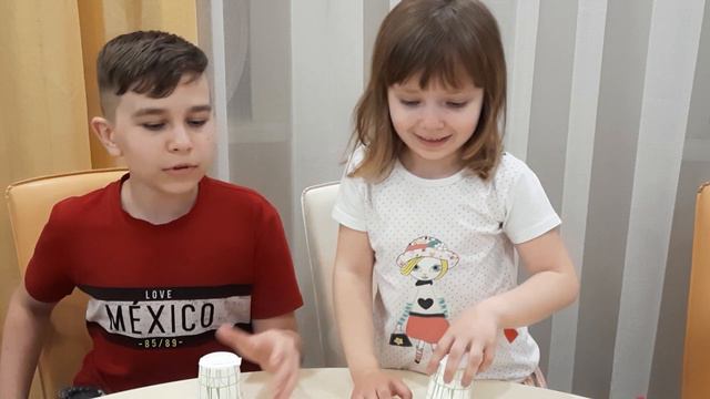 Лера с Максом объясняют непонятные молодежные слова смотреть онлайн