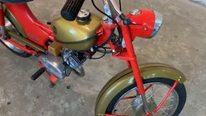 Назад в СССР.Очередная находка. Мопед Рига-16 1978 года с хранения.mp4