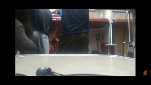 Пьянь в поезде получил по лицу