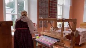 Экскурсия по мастерской ткачества Центра ремесел и туризма г. Белозерска Вологодской области