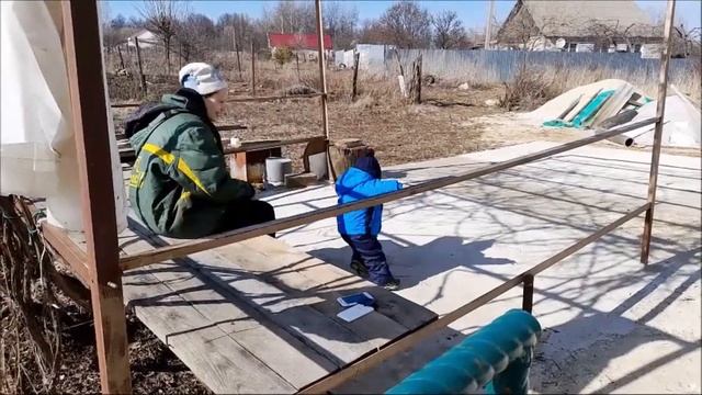 ПЕРВАЯ ПРОГУЛКА, ПОСЛЕ ЗИМЫ смотреть онлайн