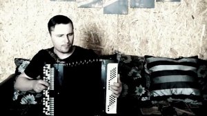 женДОСz - девчёнка из Кургана (Шёл Столыпин по центральной ветке)на баяне