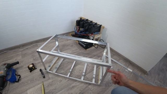 КРАСИВЫЙ КАРКАС ДЛЯ МАЙНИНГ ФЕРМЫ ЗА 600 РУБЛЕЙ. смотреть онлайн