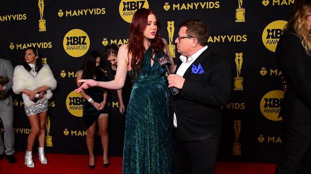 4k/60 Actress Maitland Ward at the 2022 Xbiz Awards in Hollywood, CA смотреть онлайн