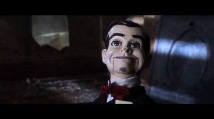 Нашли старашную куклу слэппи в страшном доме Goosebumps2HauntedHalloween