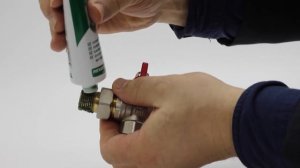 Уплотнение резьбы анаэробным герметиком