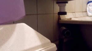 Установка слива под раковину
