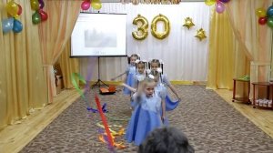 Танец с лентами "Радуга" МАДОУ №456