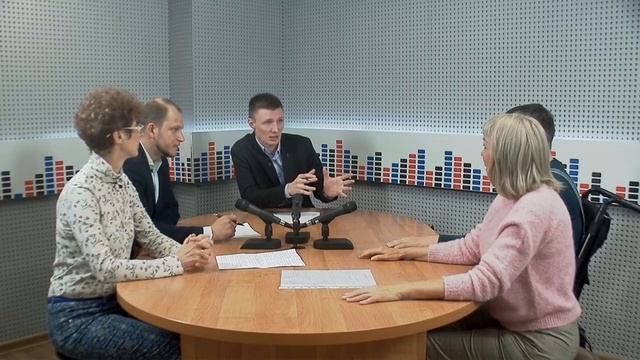 ТЕМА ДНЯ - Семейная парикмахерская Марины Леонович смотреть онлайн