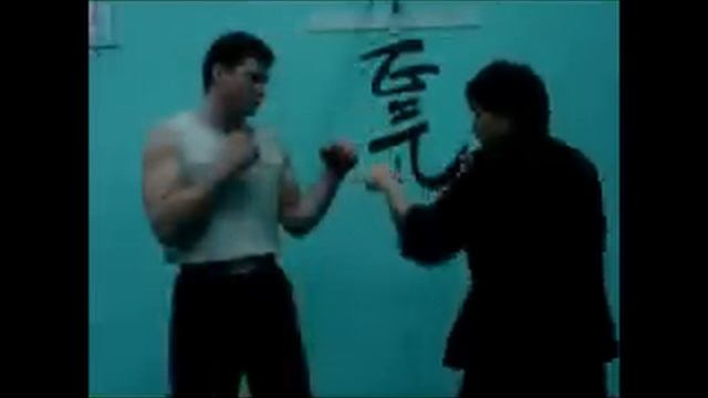 Супер боец, СУПЕР скорость - 10 ударов в секунду!!!.avi смотреть онлайн