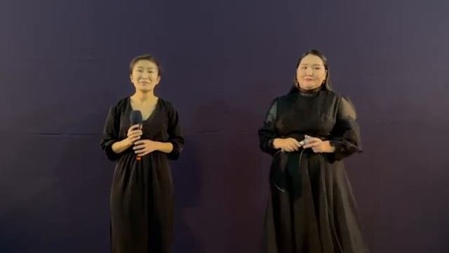 Кэбээйи улууһа, Тыайа сэл. Мария Якутова уонна Светлана Лаврова.#сахалыыырыалар