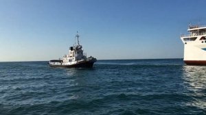 Круизный корабль Князь Владимир заходит в порт Сочи