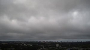 Да и на небе тучи, а тучи как люди