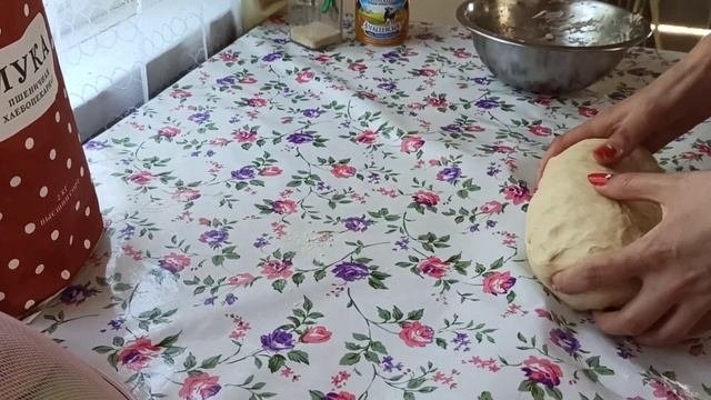 Булочки с вареной сгущенкой ✨ Готовим на даче ?