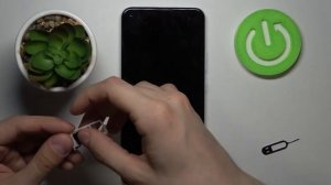 Как вставить SIM-карту и карту памяти в ZTE Blade V2020? Установка SD-карту в ZTE Blade V2020?