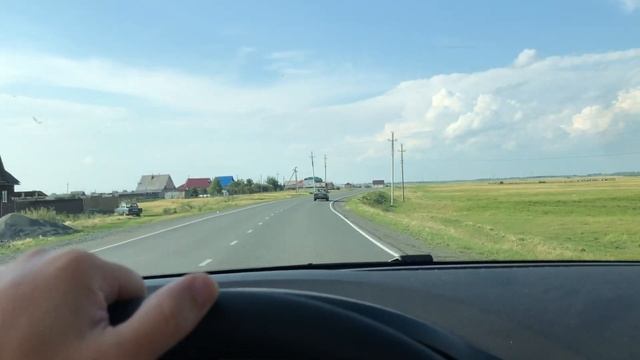 Дорога от Челябинска до Усть-Багаряк. Животноводство, озера, ремонт дорог и оводы-торпеды