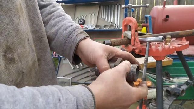 Трубниэ тиски ridgid 40 A монстр труборез ridgid 44 S смотреть онлайн