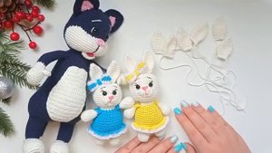 Много зайцев и один котик. Распаковка и запаковка подарка.