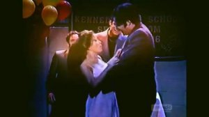 Jim Carrey head dance song "What is love"