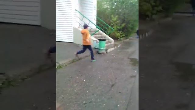 Кислица троп. вкус. С моим лучшим другом Эмилем смотреть онлайн