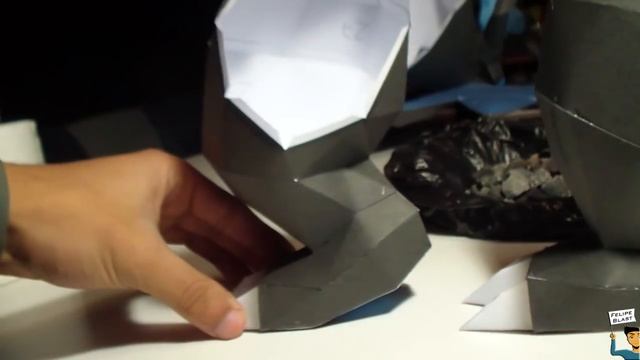 Tutorial  Como hacer a Mega Charizard X Gigante! - Pokemon Papercraft