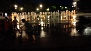 Видео Липецк. Немного фонтана у ДС.Звездный 8 июня 2023.