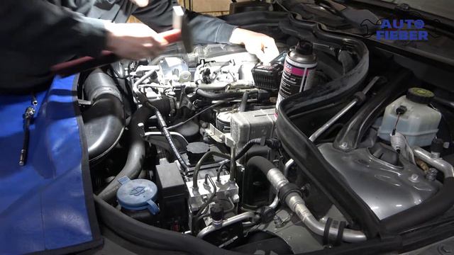 Glühkerze(n) beim Mercedes W204 C-Klasse 220 CDI ausschrauben..Tipps & Tricks смотреть онлайн