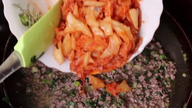 Корейский жареный рис с кимчи рецепт Kimchi Fried Rice Kimchi-bokeumbap recipe 김치볶음밥
