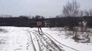 Купаемся на речке  4 апреля 2015г.