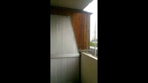 Как остеклить балкон недорого