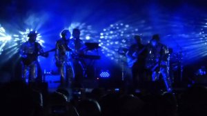 The Growlers with Dan Auerbach - Live Performance at The Growlers 6 Music Festivalin LA