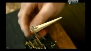 Сюжет канала Дискавери о Часах с кукушкой, снятый на мануфактуре Ромбах и Хаас.