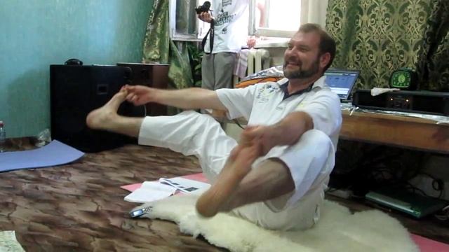 Интенсивный класс Кундалини Йоги + Бангара 14.08.2011_39 смотреть онлайн