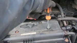 проверка компрессии Hyundai Solaris.