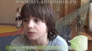 Соревнования по прыжкам на батуте