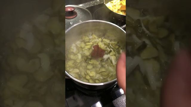 Суп Салянка ( Бомбический рецепт ) смотреть онлайн