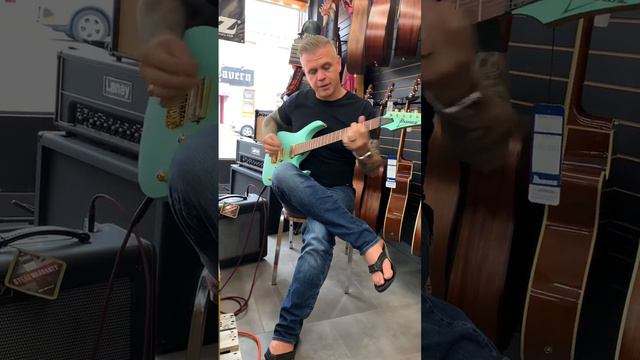 RGA42HP Ibanez demo ~ Shane Cloutier for Ibanez Canada, Jack’s on Queen смотреть онлайн