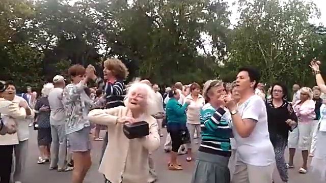13.08.16 - Танцы на Приморском бульваре - Севастополь - Сергей Соков