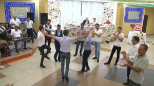 Зажигательная лезгинка на свадьбе Дагестанская свадьба Incendiary lezginka at  wedding Dağıstan toy